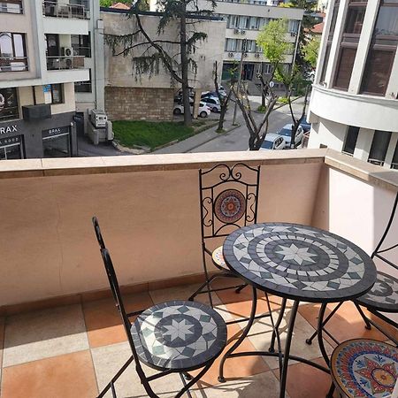 Red Velvet Apartment Βάρνα Εξωτερικό φωτογραφία